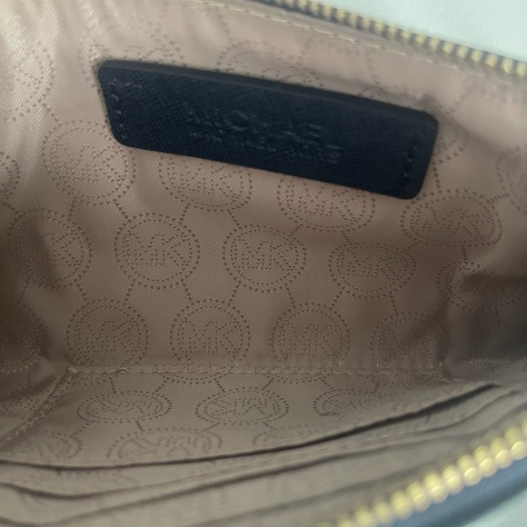 Michael Kors - Picture 3 of 3